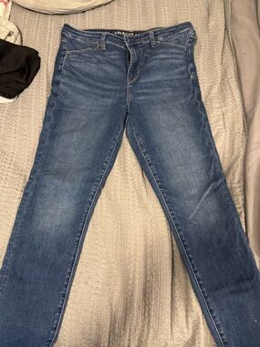 American Eagle Outfitters Medium Wash Women's Skinny Jeans